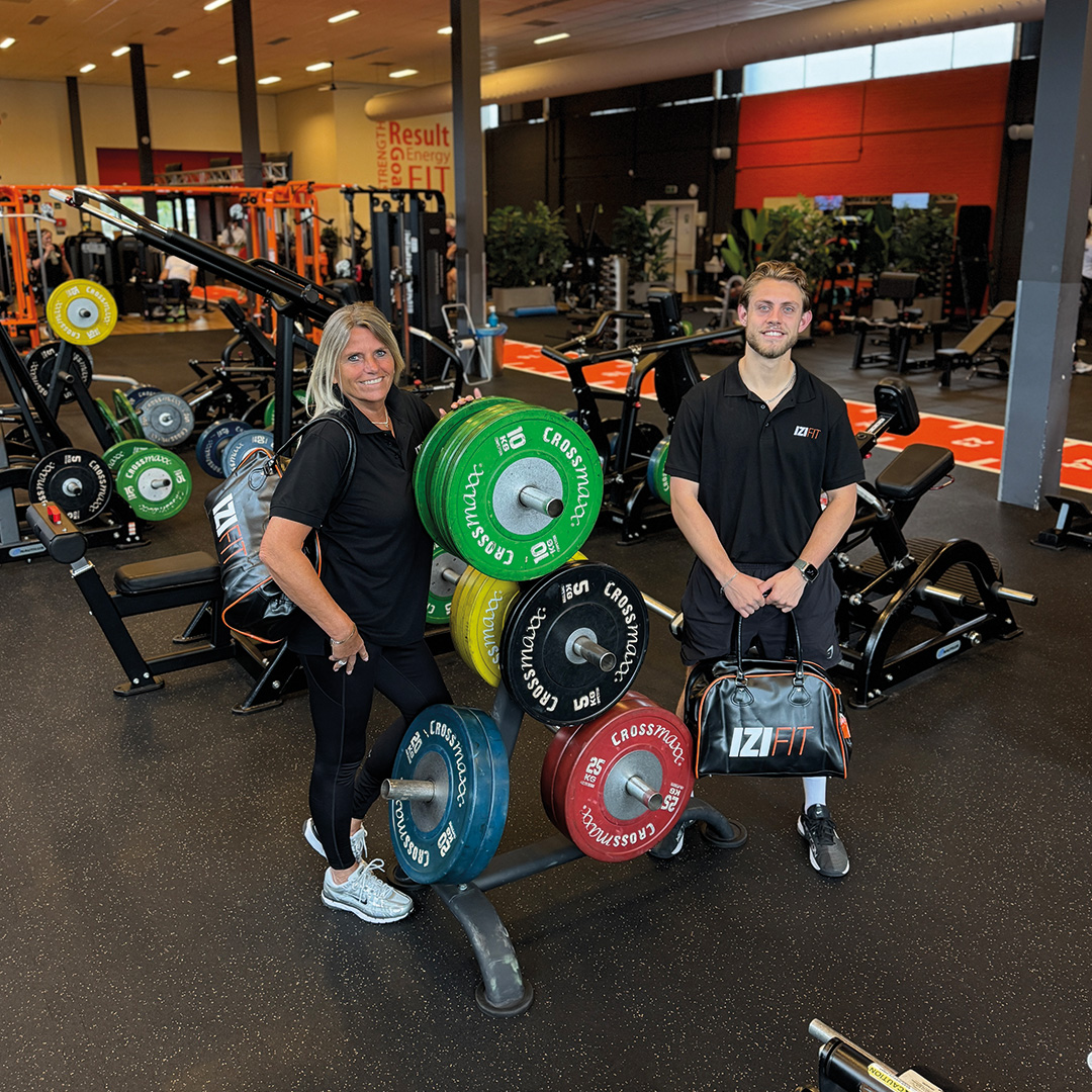 Vacatures bij IZI Fitness Huizen. Wordt collega van Monique en Kevin.